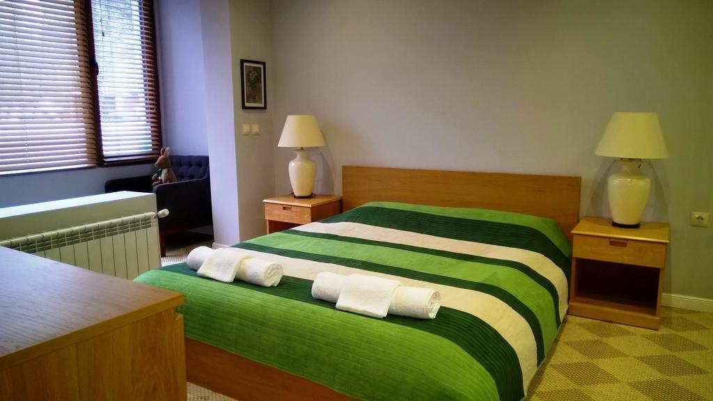 Parkview Apartments Sofia Bilik gambar